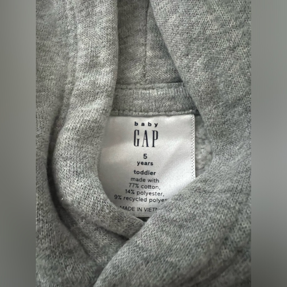 Baby Gap toddler unisex set of 2 pullover hoodies size 5 - Picture 3 of 5